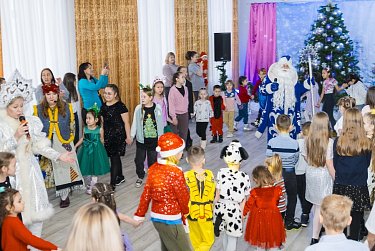 Подарки от помощника Деда Мороза
